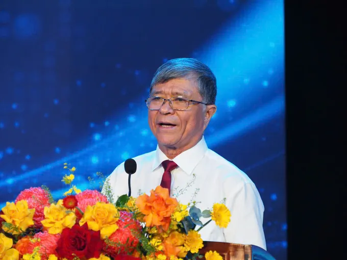 Nguyen Van Hieu, Director of the Ho Chi Minh City Department of Education and Training, affirmed the sound direction and practical effectiveness of the Integrated English Program under Project 5695.
